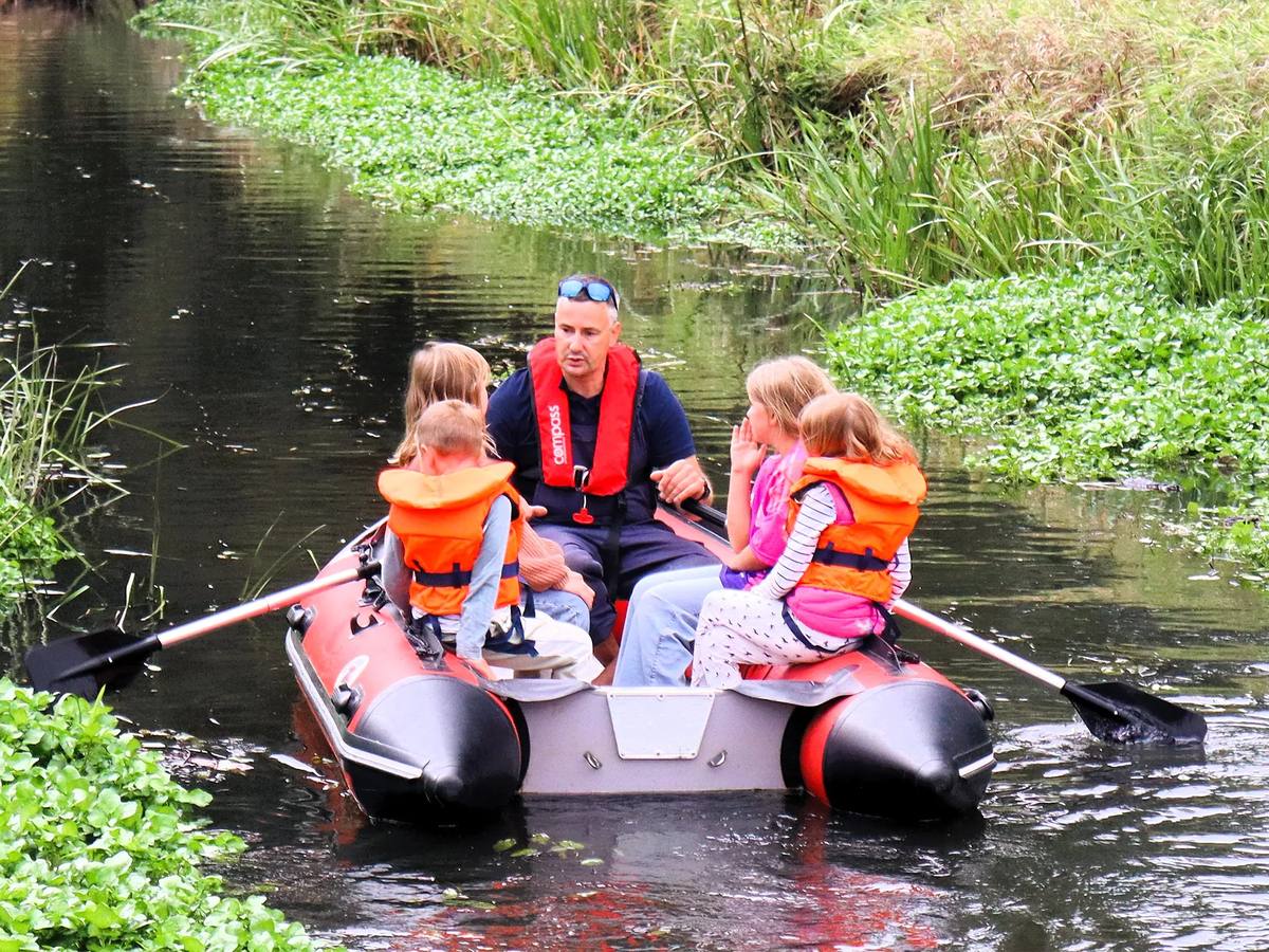 Mit dem Schlauchboot auf dem Fluss
